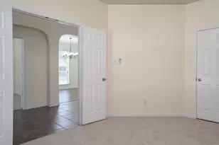 1220 Berkeley Dr, Burleson, TX 76028 - Photo 9