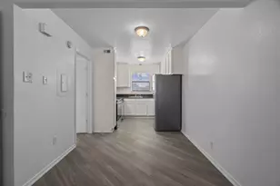 320 E 4th St, Arlington, TX 76010 - Photo 5