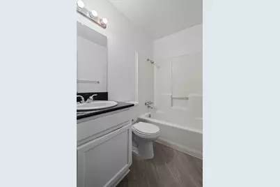 320 E 4th Street #204, Arlington, TX 76010 - Photo 25