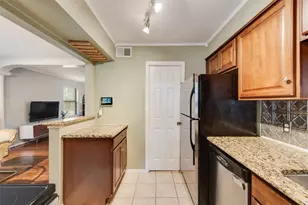 4930 N Hall St, Dallas, TX 75235 - Photo 13