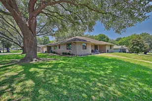 1600 Pecan, Brenham, TX 77833 - Photo 5