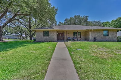 1600 Pecan, Brenham, TX 77833 - Photo 1