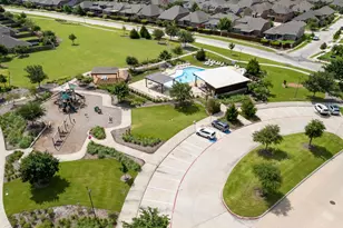 1813 Drover Creek Rd, Aubrey, TX 76227 - Photo 33