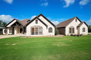 1702 High Point Dr, Pilot Point, TX 76258 - Photo 3