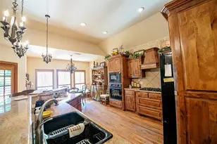 1702 High Point Dr, Pilot Point, TX 76258 - Photo 17