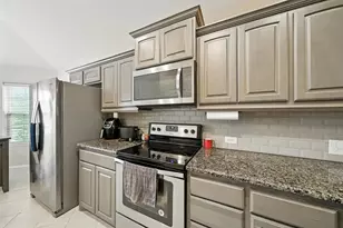 9117 Blakely Dr, Fort Worth, TX 76134 - Photo 9