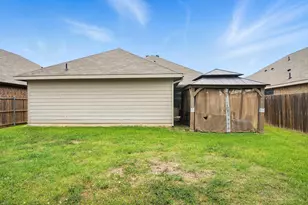 9117 Blakely Dr, Fort Worth, TX 76134 - Photo 19