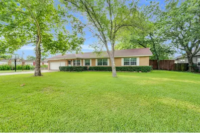 311 Commerce Street, Maypearl, TX 76064 - Photo 1