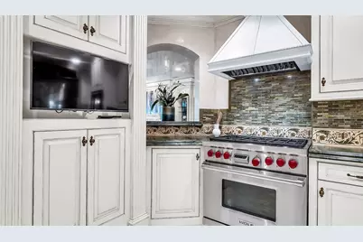 3401 Lee Parkway #505, Dallas, TX 75219 - Photo 11