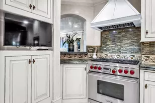 3401 Lee Pkwy, Dallas, TX 75219 - Photo 11