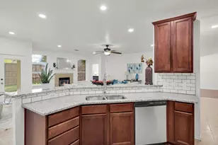 854 Evandale Rd, Burleson, TX 76028 - Photo 17