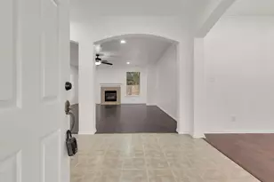 854 Evandale Rd, Burleson, TX 76028 - Photo 7