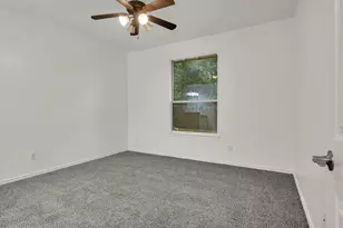 854 Evandale Rd, Burleson, TX 76028 - Photo 31