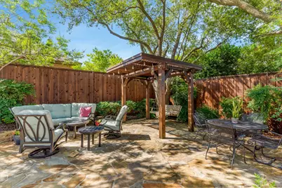 6404 Cypress Point Drive, Plano, TX 75093 - Photo 3