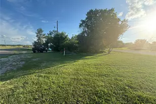 315 S Kennedy St, Penelope, TX 76676 - Photo 27