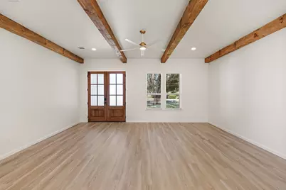 1610 Cheyenne Trail, Granbury, TX 76048 - Photo 7