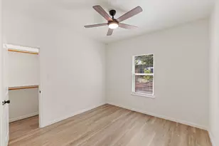 1610 Cheyenne Trail, Granbury, TX 76048 - Photo 21