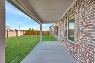 106 Hudson Lane, Justin, TX 76247 - Photo 37