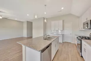 106 Hudson Ln, Justin, TX 76247 - Photo 25