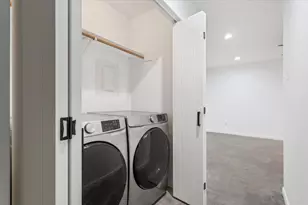 1326 S 12th St, Waco, TX 76706 - Photo 25