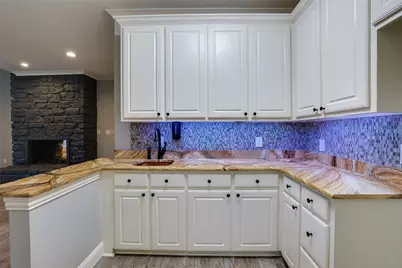 4502 Ridgecrest Drive, Arlington, TX 76017 - Photo 23