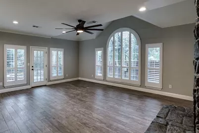 4502 Ridgecrest Drive, Arlington, TX 76017 - Photo 21