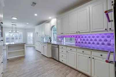 4502 Ridgecrest Drive, Arlington, TX 76017 - Photo 9