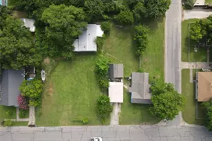 603 E Thomas St, Sherman, TX 75090 - Photo 3