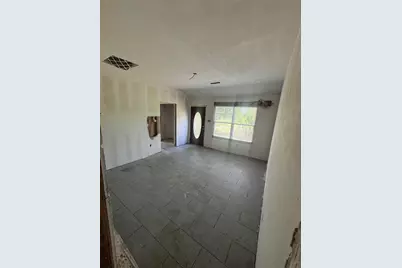 184 County Road 4027, Lott, TX 76656 - Photo 11