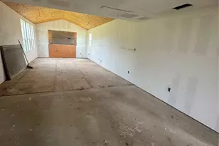 184 County Rd 4027, Lott, TX 76656 - Photo 23