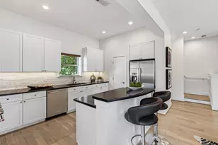 4830 Cedar Springs Rd, Dallas, TX 75219 - Photo 13