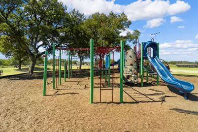 1112 Stonehaven Lane, Crowley, TX 76036 - Photo 23