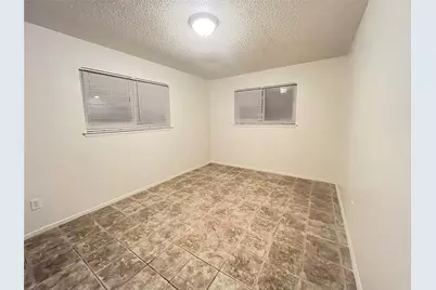 575 Manco Road #A, Lewisville, TX 75067 - Photo 7