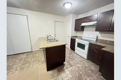 575 Manco Road #A, Lewisville, TX 75067 - Photo 3