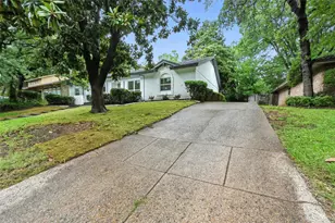 2301 Wood Cliff Ct, Arlington, TX 76012 - Photo 5