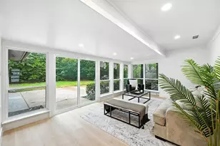 2301 Wood Cliff Ct, Arlington, TX 76012 - Photo 23