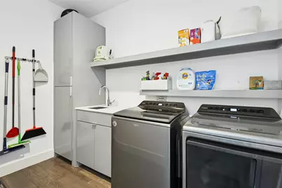 2200 Victory Avenue #2107, Dallas, TX 75219 - Photo 33