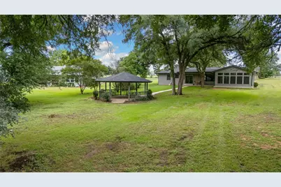 499 County Road 1812, Clifton, TX 76634 - Photo 27