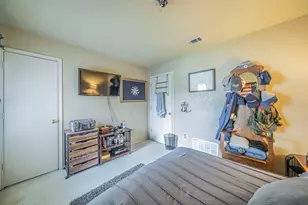 1002 Capetown Dr, Grand Prairie, TX 75050 - Photo 17