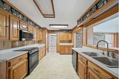 1011 E Connell Street, Breckenridge, TX 76424 - Photo 11