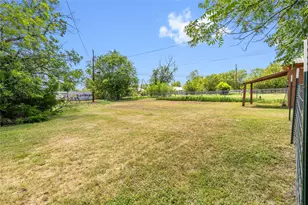 2711 Elizabeth Dr, Brownwood, TX 76801 - Photo 27