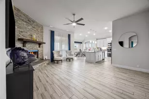 2700 Richard St, Burleson, TX 76028 - Photo 11