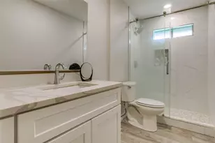 2760 N Hillbrier Cir, Plano, TX 75075 - Photo 9