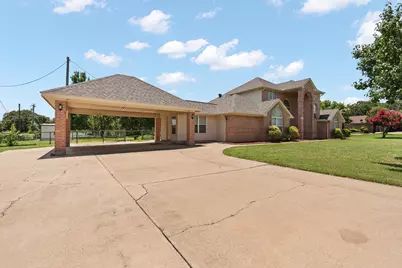 360 Markedstone Road, Burleson, TX 76028 - Photo 3
