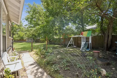 1007 N Cleveland Avenue, Sherman, TX 75090 - Photo 31