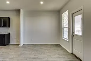 701 Blacktail Dr, Fort Worth, TX 76131 - Photo 11