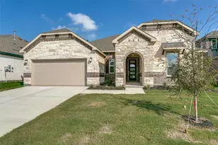 102 Hudson Ln, Justin, TX 76247 - Photo 1