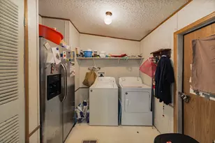 308 S Mill St, Bowie, TX 76230 - Photo 7