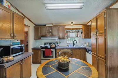 308 S Mill Street, Bowie, TX 76230 - Photo 3