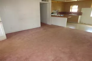 309 E 10th St, Cisco, TX 76437 - Photo 13